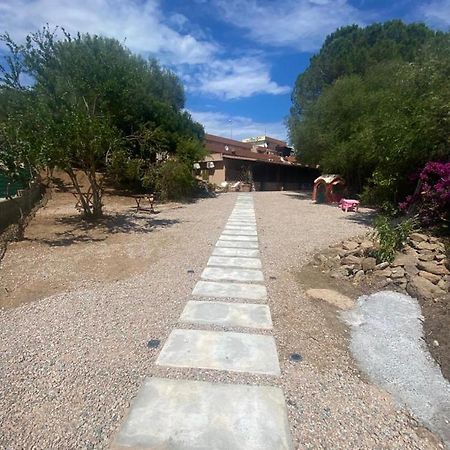 Le Stanze Del Mare Aparthotel Golfo Aranci Ngoại thất bức ảnh