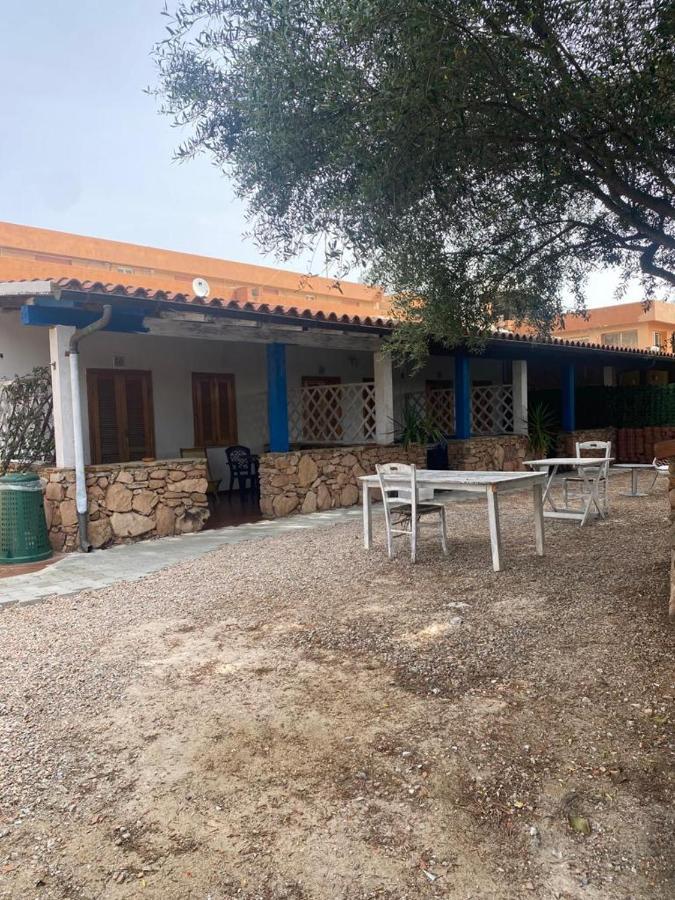 Le Stanze Del Mare Aparthotel Golfo Aranci Ngoại thất bức ảnh