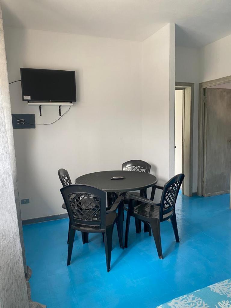 Le Stanze Del Mare Aparthotel Golfo Aranci Ngoại thất bức ảnh